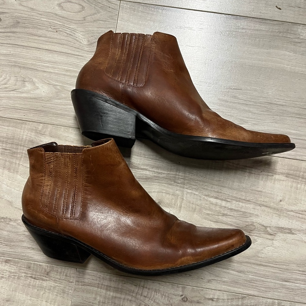Matisse Brown Leather Pointed Toe Ankle Booties
